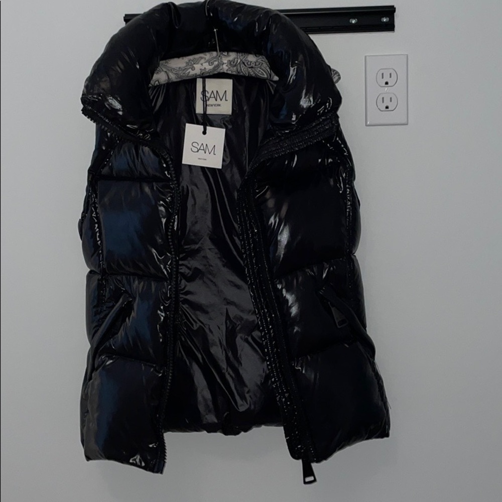 Sam down vest